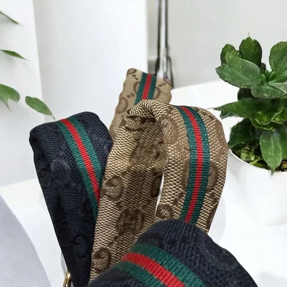 Luxury Tan or Black GG Key Fob • Purse Accessory • Gold Hardware With or W/O Bee - Picture 6 of 7